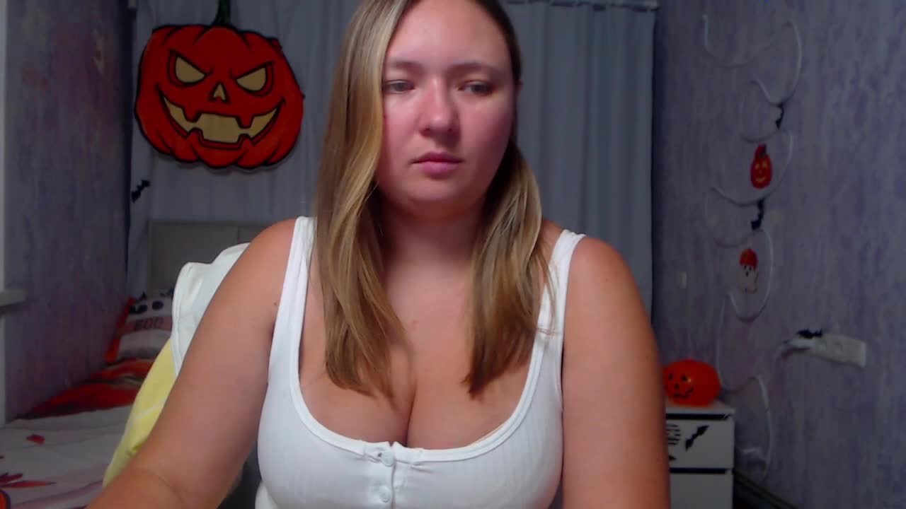 sallyverda di XloveCam: foto model webcam