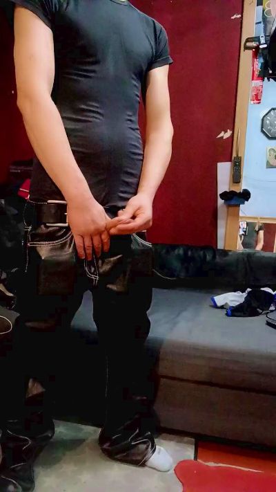 fetishjeans, model webcam de Cam4: fotos