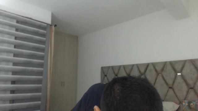 manolo-vega: عارضة كاميرا ويب على Flirt4Free