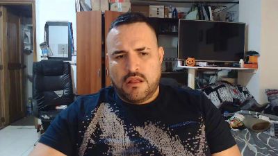 hazmetuyo24, modèle webcam Cam4 : photos