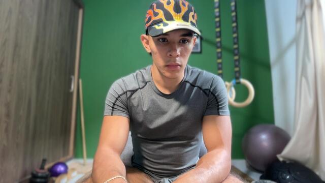 ikki-pororoca di Flirt4Free: foto model webcam