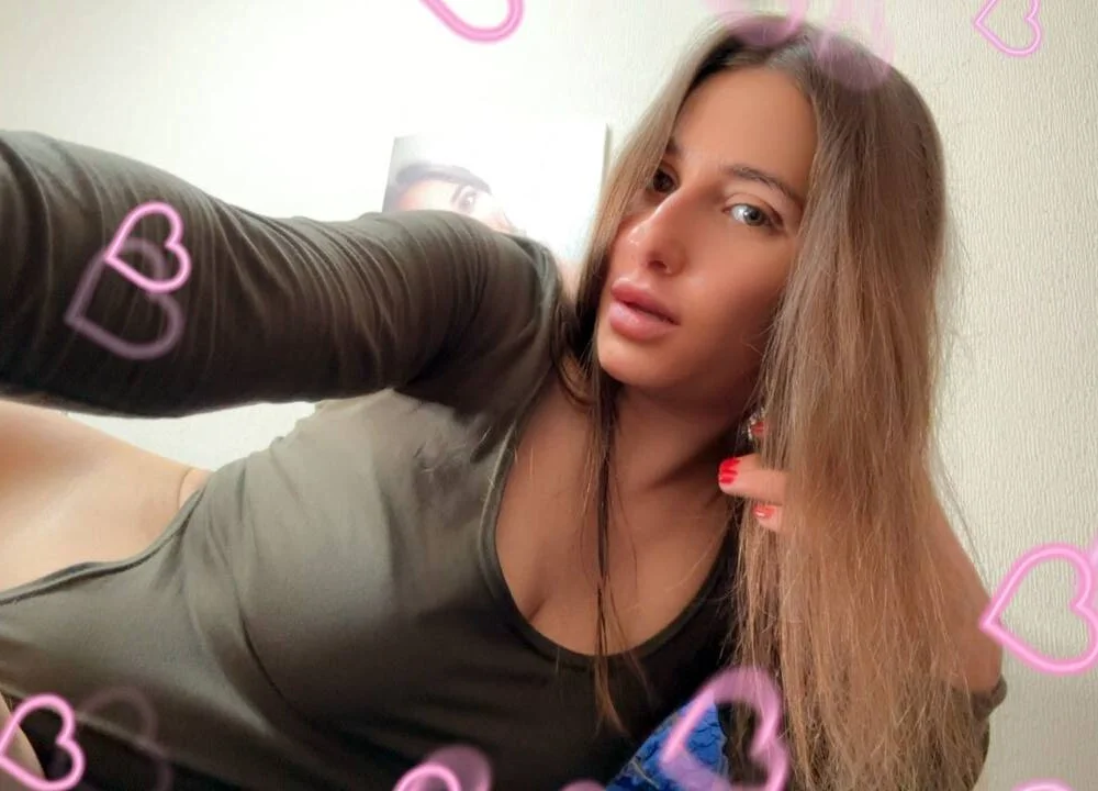 Squishy_Goddess, вебкам модел на Stripchat: слике