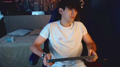 billy_wildd — Cam4 वेबकैम मॉडल: फ़ोटो