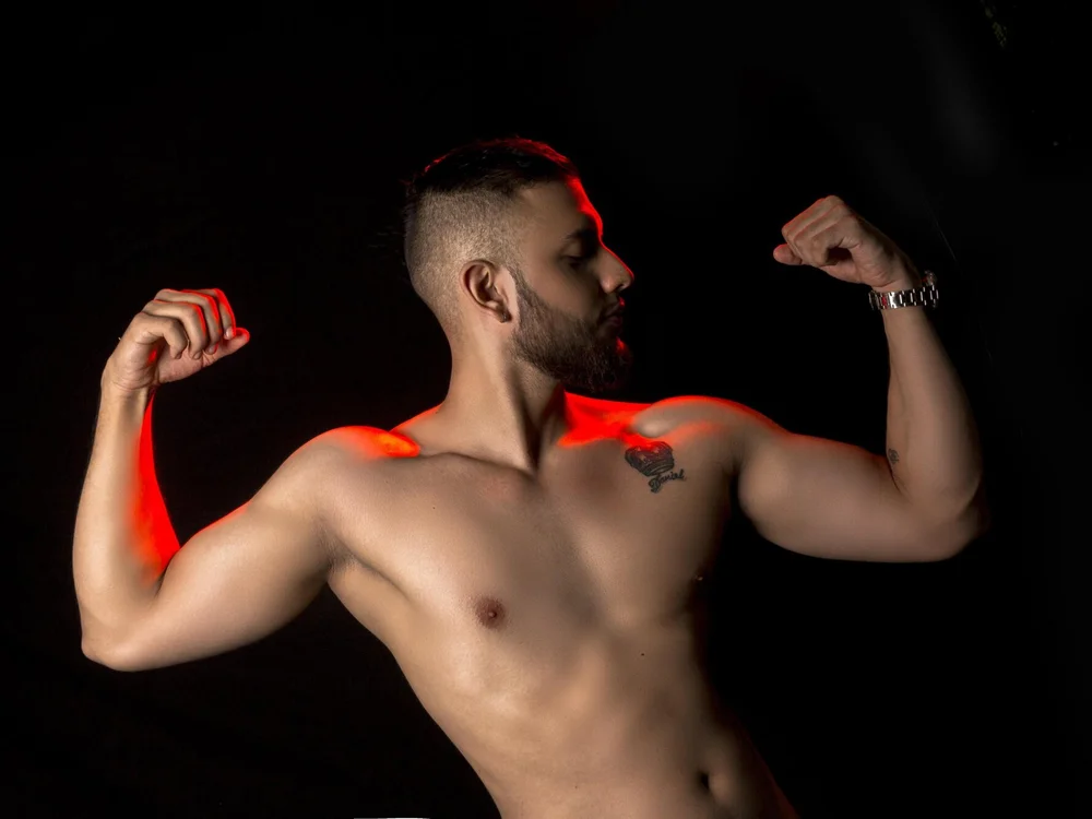 Tony_santos на Stripchat: слики и профил