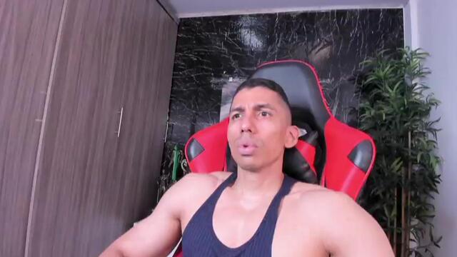 erik-castle na Flirt4Free: fotky a profil