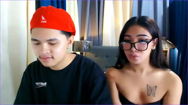 scarlethaert11, modelo webcam de Chaturbate: fotos