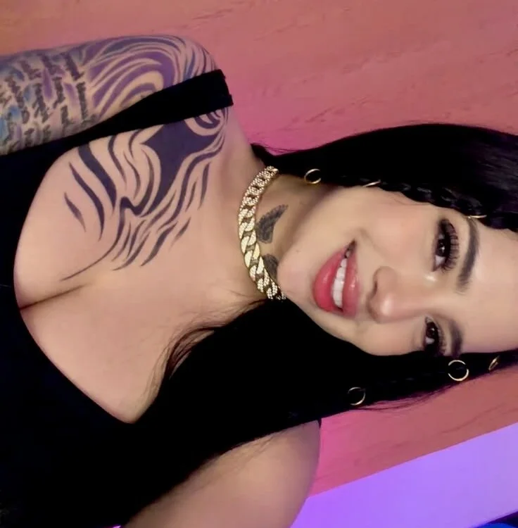 Aliss-fressa (Stripchat): nuotraukos, profilis
