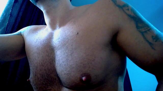 morttek: عارضة كاميرا ويب على Flirt4Free