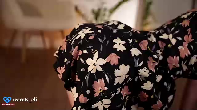 Фото вебкам-модели secrets_eli на Chaturbate