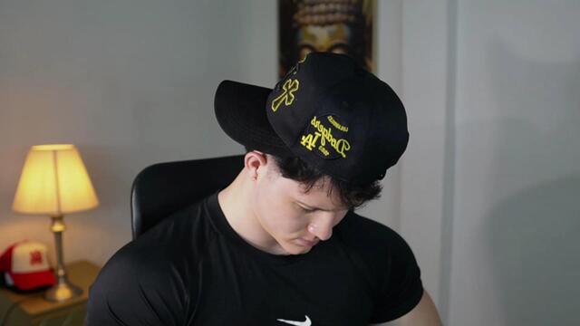 hazzan-velez, webcam model na Flirt4Free: slike