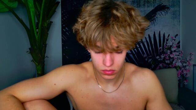 Preview photo of webcam model jacob-vance on Flirt4Free
