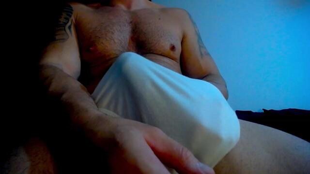 morttek na Flirt4Free: slike in profil