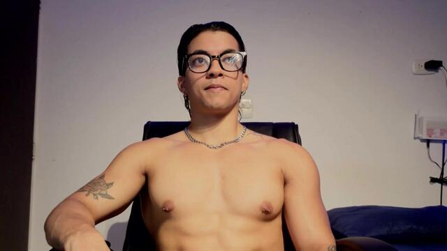 noha-miller บน Flirt4Free: รูปภาพและโปรไฟล์