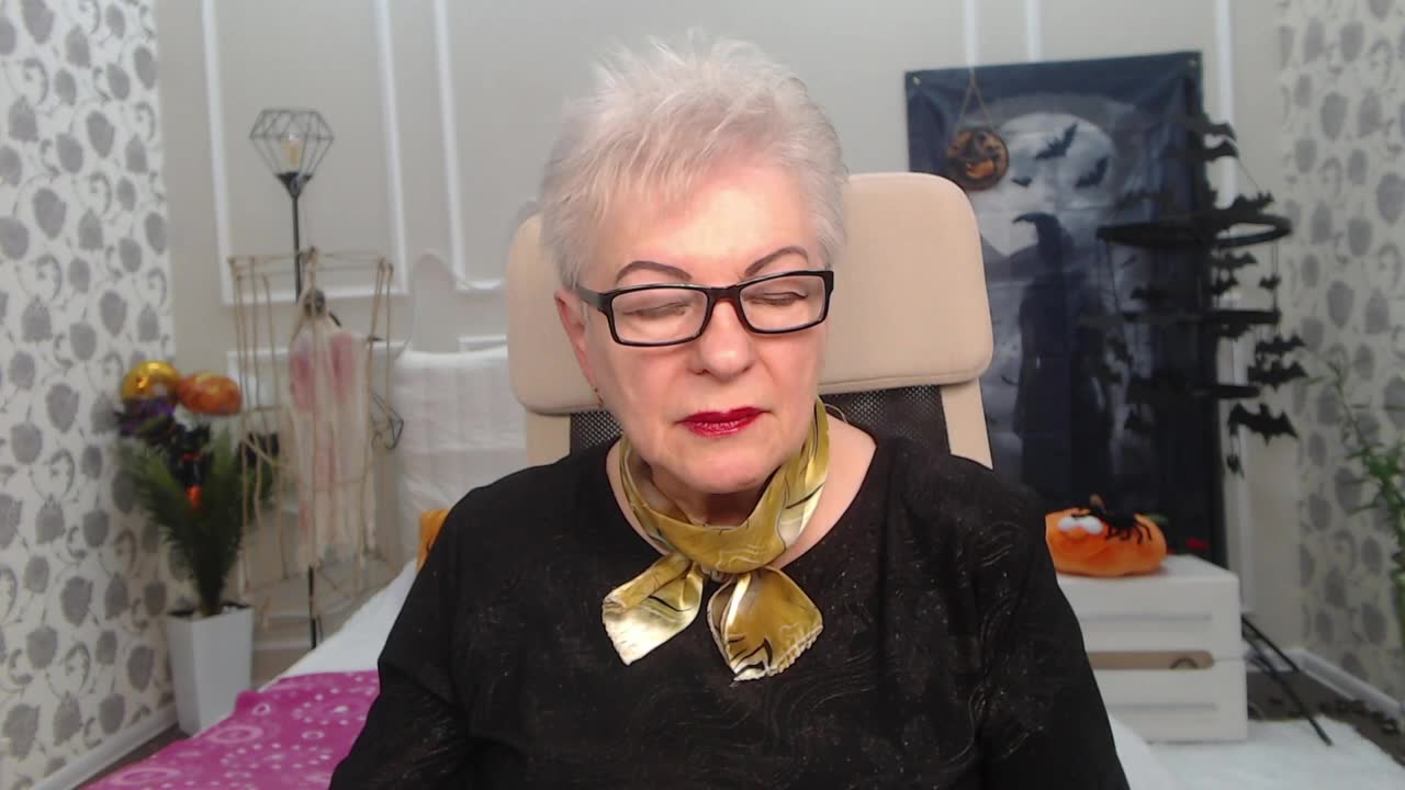 kaylesmoll, model webcam de XloveCam: fotos