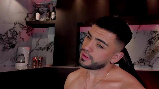 brian-kim, webcammodel på Flirt4Free: fotos
