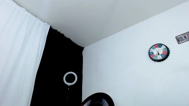 antonywebb94 në Chaturbate: foto dhe profili
