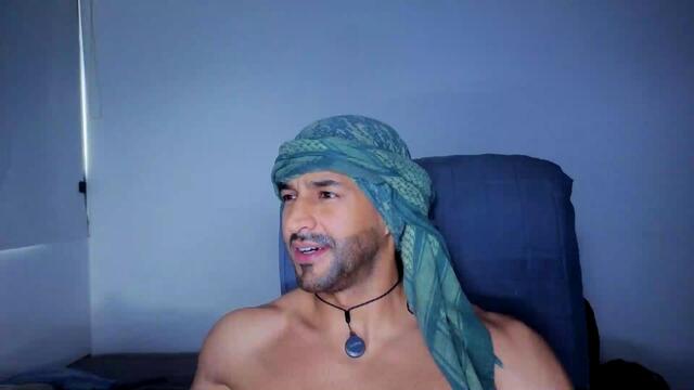 ralf-e — Flirt4Free 直播模特：照片与资料