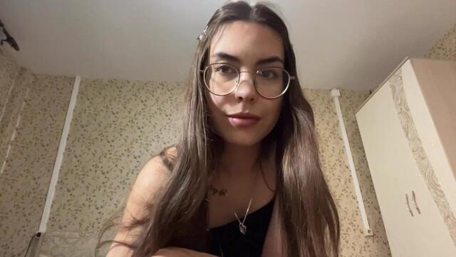 jesse-loil (Flirt4Free): ảnh người mẫu webcam