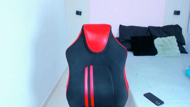 niki-marti: عارضة كاميرا ويب على Flirt4Free