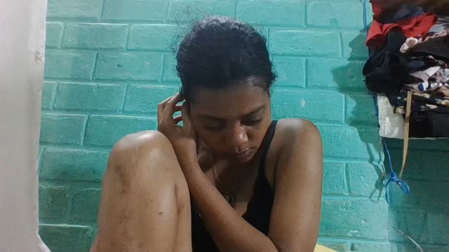 tiana31 — Cam4 ওয়েবক্যাম মডেল: ছবি