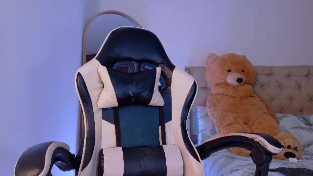 goddess_ariluz — Chaturbate՝ լուսանկարներ և պրոֆիլ