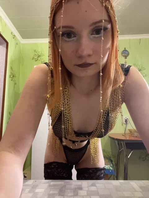 iriska-barbariska, model webcam de BongaCams: fotos