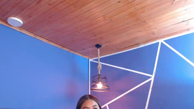 chiarabella: عارضة كاميرا ويب على XloveCam