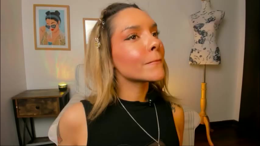 Фото вебкам-модели juliettadiaz на LiveJasmin