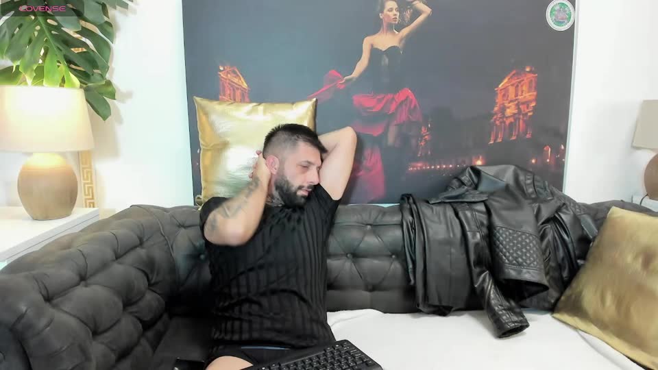tommydum, webcammodell på XloveCam: bilder