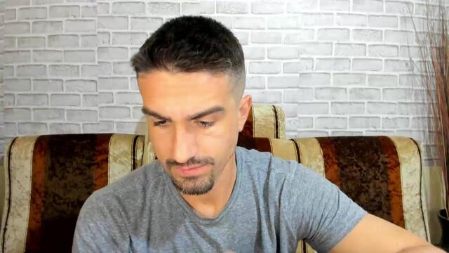 Preview photo of webcam model valter-hook on Flirt4Free