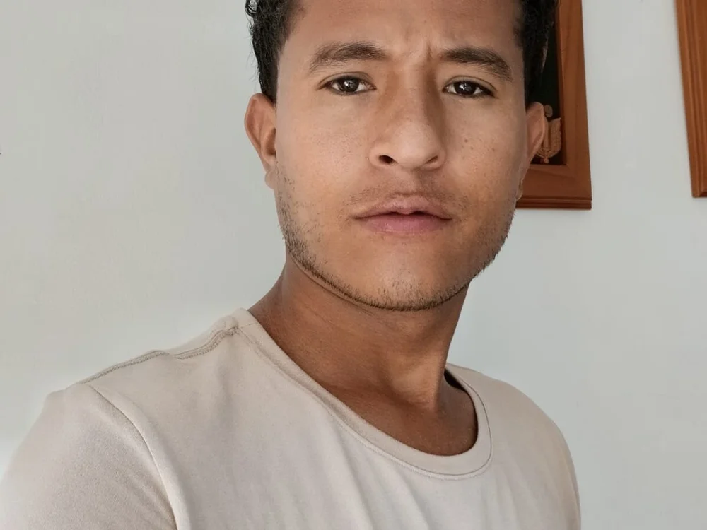 WIZARD-ALESSANDRO, webcammodel på Stripchat: fotos