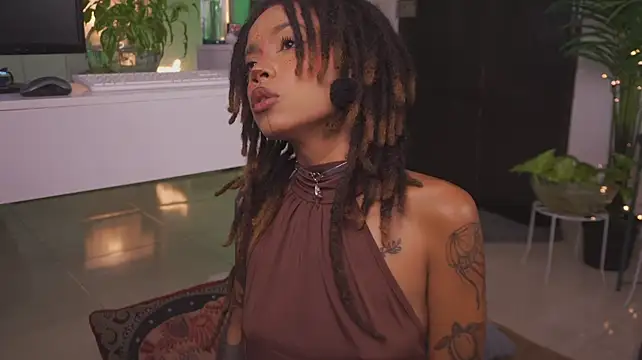 Cooper-Reds në Stripchat: foto dhe profili