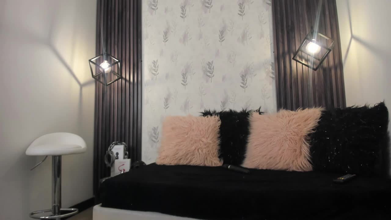 nahomycarther, webcammodell på XloveCam: bilder