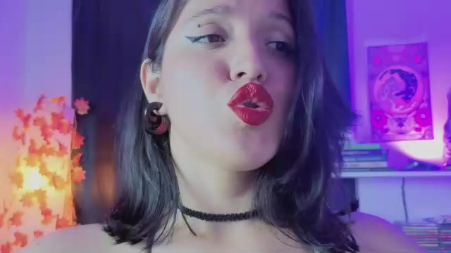 Preview photo of webcam model naharasoler on Chaturbate