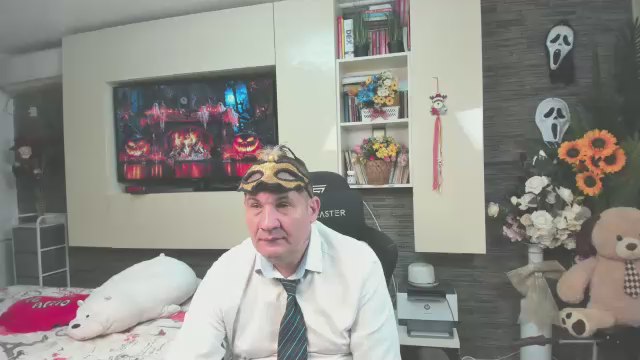 crissetan – уебкам модел в Cam4: снимки