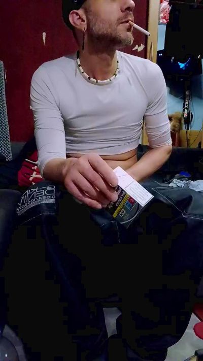 fetishjeans — Cam4: ფოტოები და პროფილი