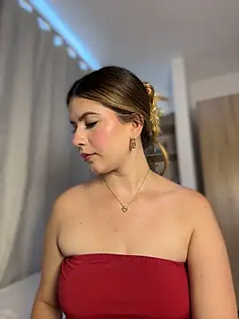 naughty__angel, model webcam pe Stripchat: poze
