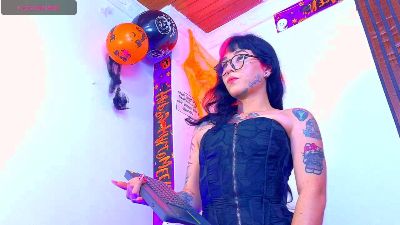 nova_kittyy – Cam4 webkamerás modell