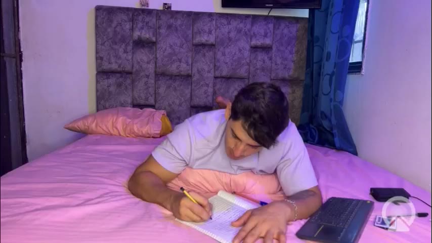 andrewpill (LiveJasmin): nuotraukos, profilis