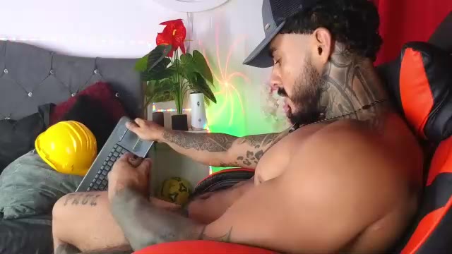 john_and_louis (Chaturbate): ảnh người mẫu webcam