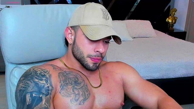 ray-torres, model webcam de Flirt4Free: fotos