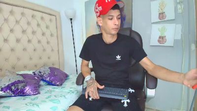 angeel_hot24_ – Webcam-Modell auf Cam4
