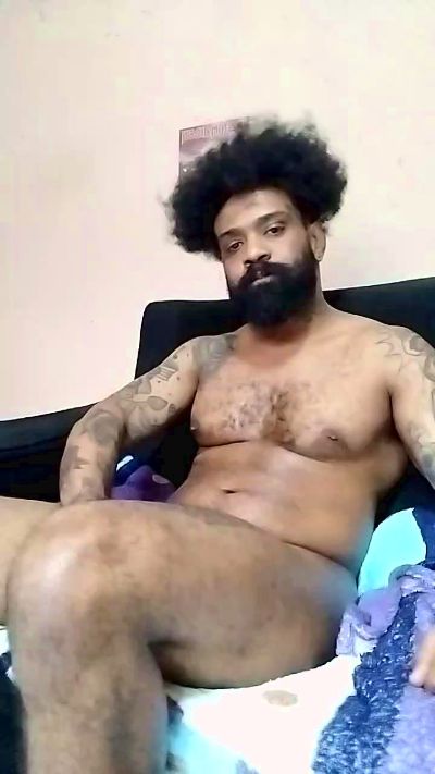 caedumar — Cam4 直播模特：照片与资料