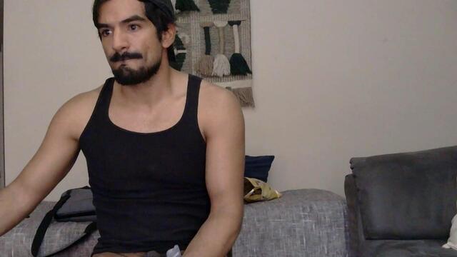 Preview photo of webcam model vesper-noir on Flirt4Free
