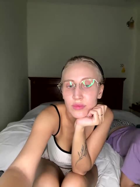 lovestream69 di BongaCams: foto model webcam
