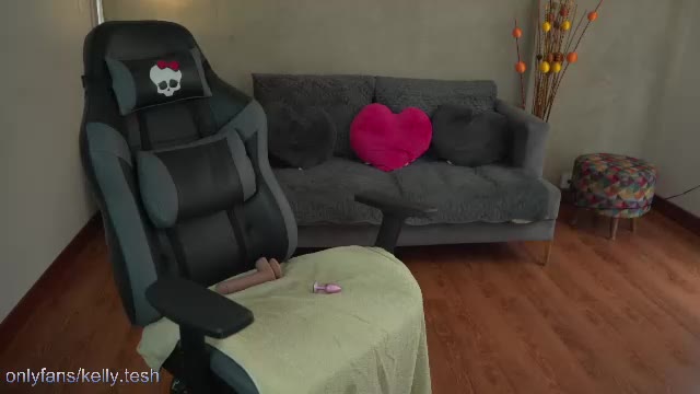 kellytesh — Chaturbate: ფოტოები და პროფილი