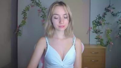 luciaadorable – Cam4 modeli, fotoğraflar