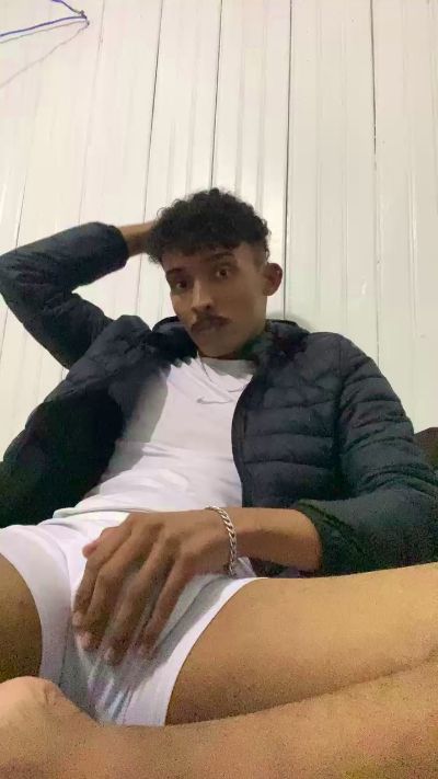 Фото вебкам-модели mavyfelipe на Cam4