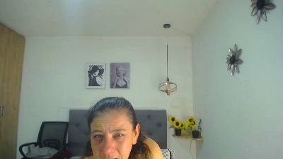 sasi_luna, вебкам модел на Cam4: слике