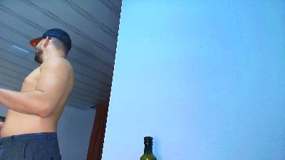 tommy_john: عارضة كاميرا ويب على Cam4